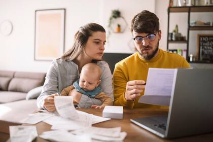 El Substantial Presence Test calcula los días de permanencia física en EE.UU. en un período de tres años, con una fórmula específica establecida por ley