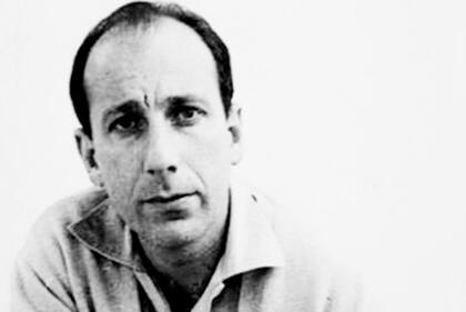 Haroldo Conti nació en la localidad de Chacabuco el 25 de mayo de 1925