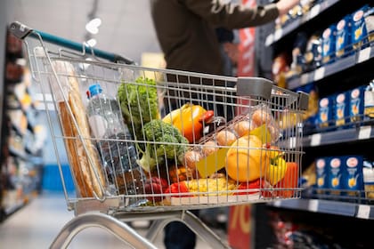Los cupones solo pueden ser usados para la compra de alimentos considerados de alimentación básica